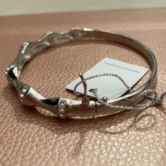 Swarovski Crystals -White Rhodium Plated Bracelet - Picture 7 of 10